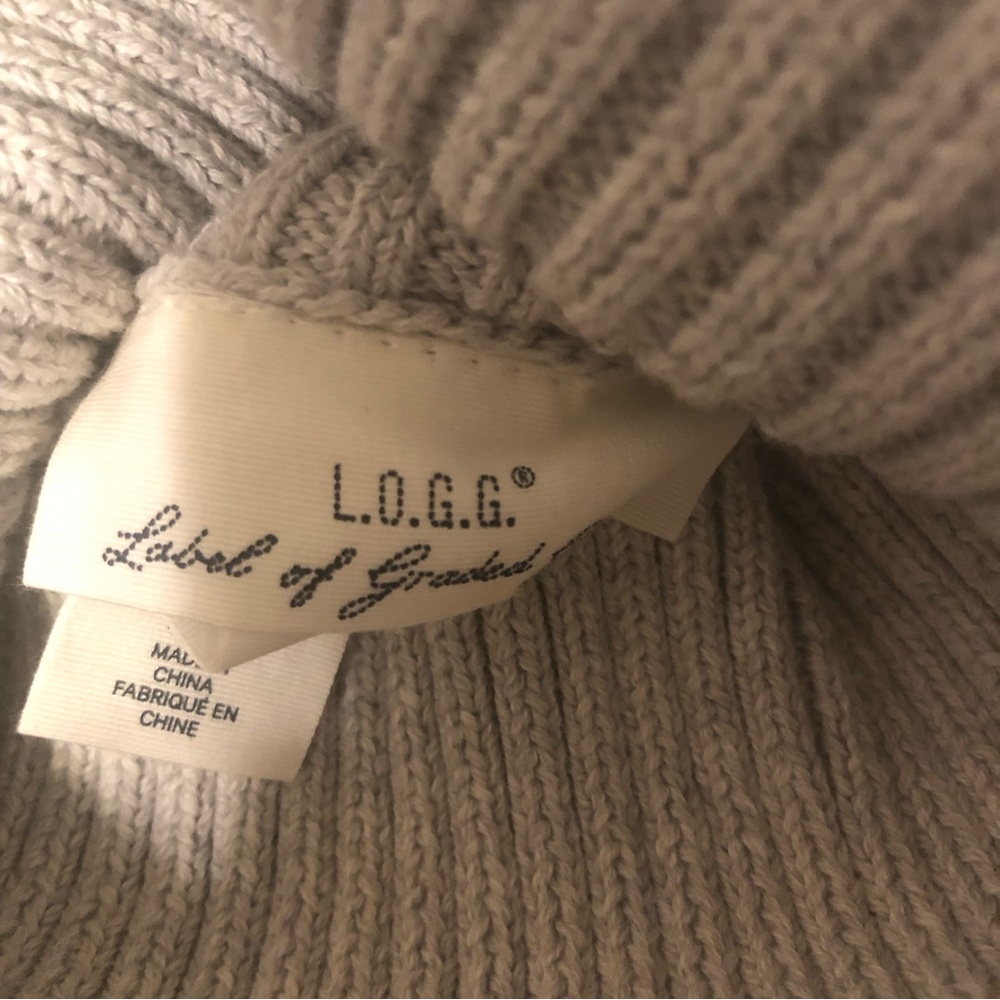 L.O.G.G. Gray Sweater❗️ - Picture 6 of 12